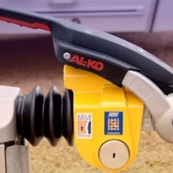 Maypole Stronghold Hitchlock For Alko Hitches